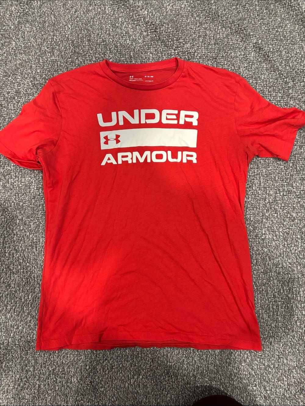 Under Armour Heat Gear Red Short Sleeve Logo Tee
